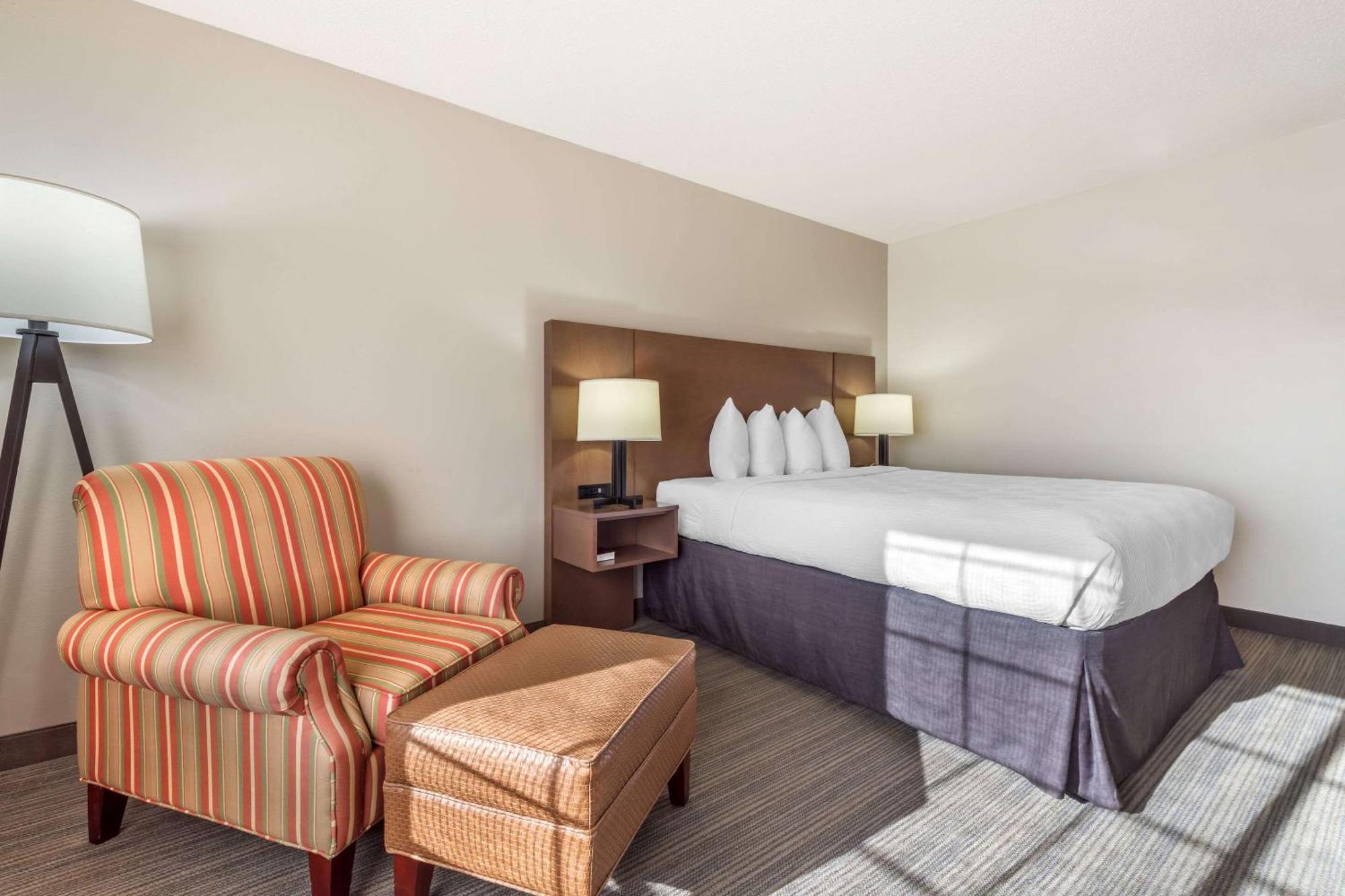 Country Inn & Suites By Radisson, Watertown, Sd Экстерьер фото